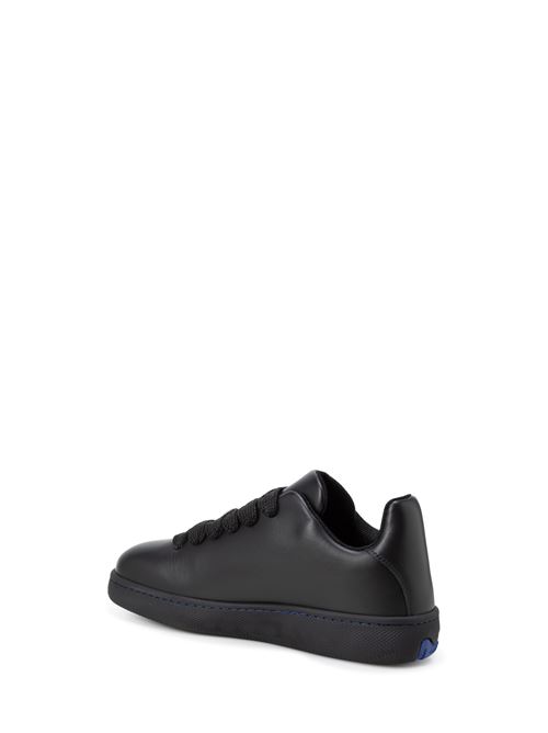 BLACK LOW SNEAKERS WITH EQUESTRIAN KNIGHT IN RELIEF IN LEATHER BURBERRY | 8083325A1189